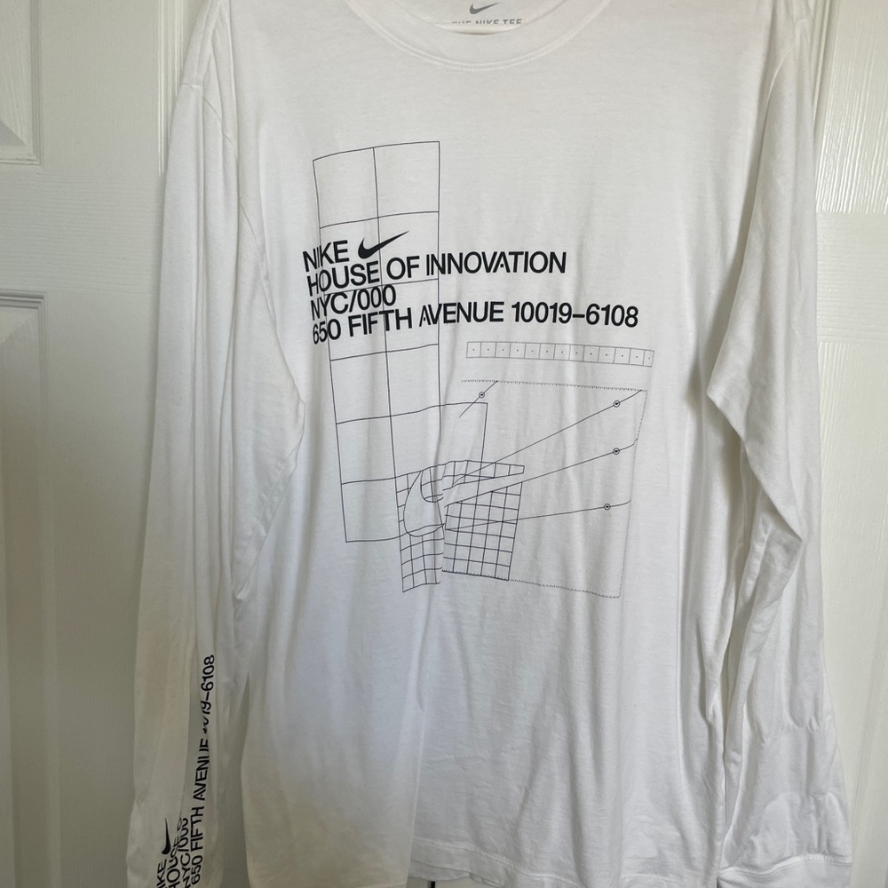 White Nike Long Sleeve T-shirt